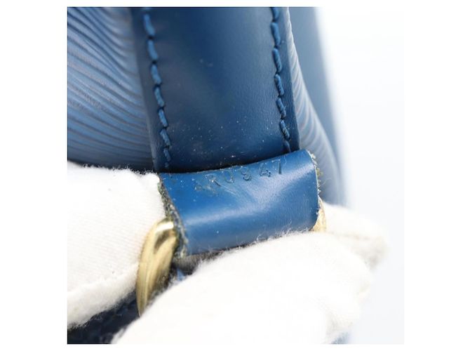 Louis Vuitton Noe Epi Leather Petit Noé Blu - vista 6