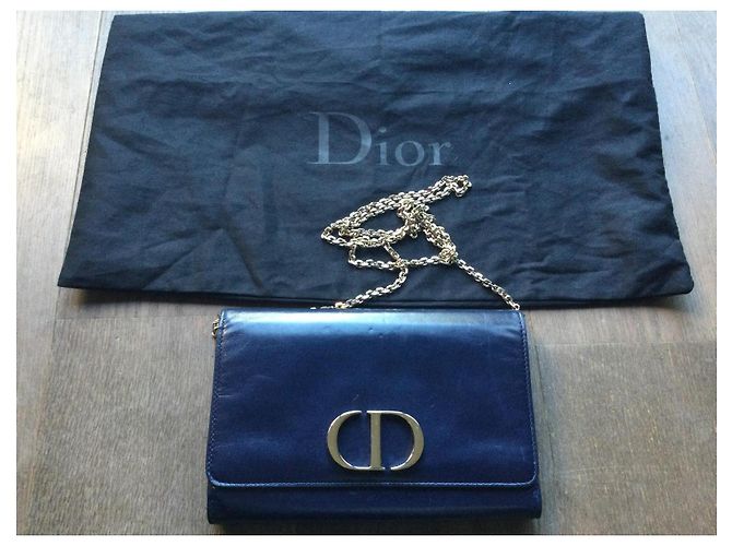 Christian Dior CD Wallet on chain style shoulder bag in navy blue leather - view 5