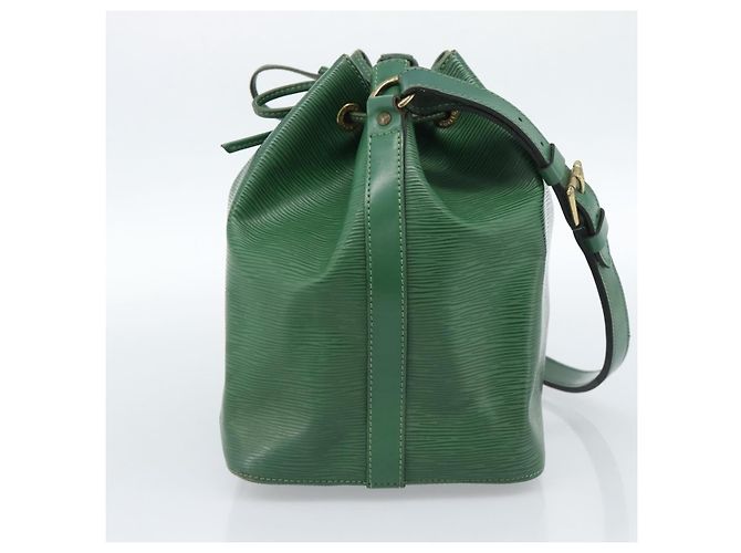 Louis Vuitton Petit Noe Epi Leather Medium Verde - vista 4