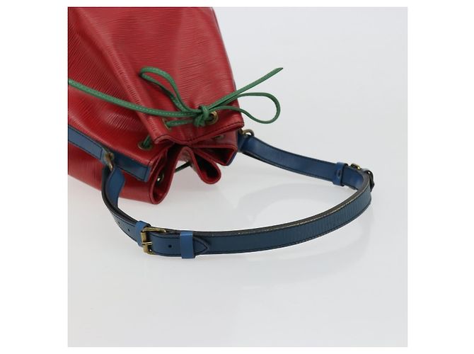 Louis Vuitton Tricolor Noe Epi Leather Large Roja - vista 7