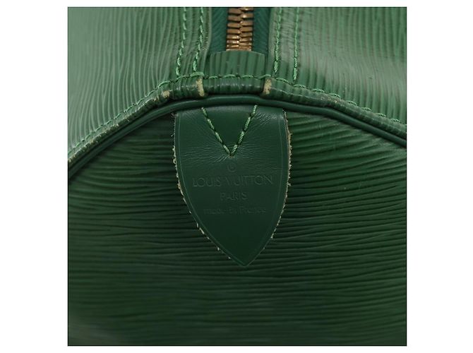 Borsa Keepall Louis Vuitton in pelle Epi 55 Verde - vista 7