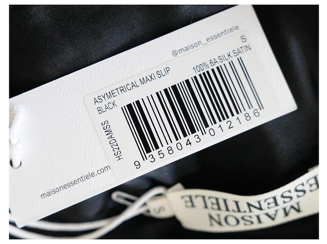 Autre Marque Maison Essentiele Vestido Largo Slip Asimétrico de Seda Negro - vista 7