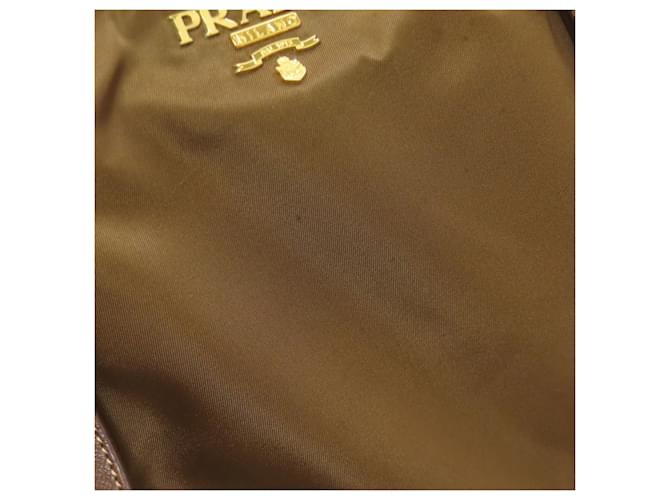 Borsa 2-Way Prada in nylon marrone - vista 16