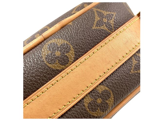 Louis Vuitton Boite Chapeau Souple PM Borsa a Spalla Monogramma - vista 9