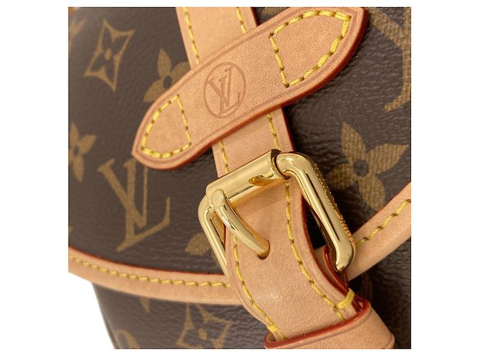 Borsa a Spalla Louis Vuitton Monogram Saumur BB Marrone - vista 9