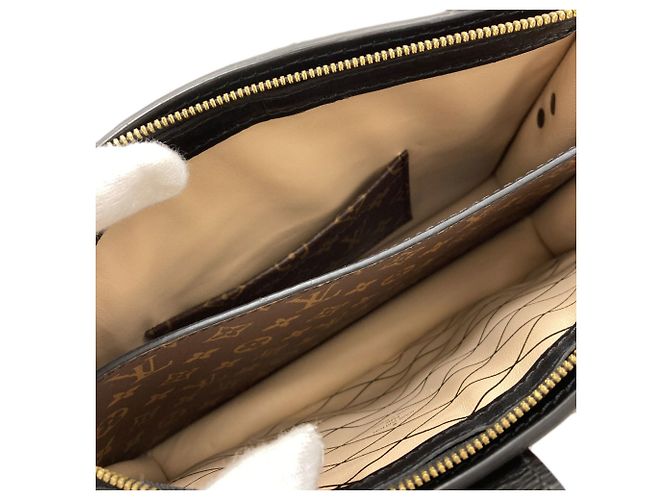 Borsa a tracolla Louis Vuitton M43596 Trunk Clutch Shoulder Bag Marrone - vista 5