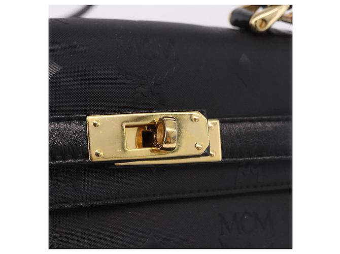 Borsa MCM Logogram Vicetos PVC 2way Nera Oro Auth 183880A Nero D'oro - vista 17