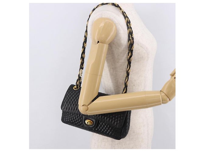 Borsa a Spalla con Catena BALLY in Pelle Nera e Oro Auth kk688A Nero D'oro - vista 23