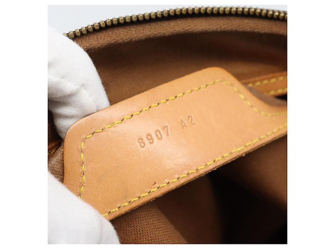 LOUIS VUITTON Borsa a Spalla Monogram Ballad M51112 LV Auth ep14742 Monogramma - vista 20