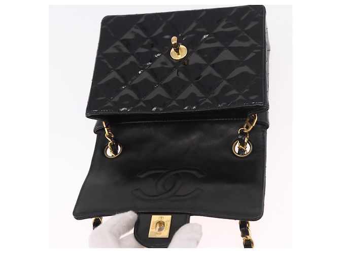 CHANEL Mini Matelasse 17 Chain Bag Pelle vernice Nero Oro CC Auth 184825V D'oro - vista 15
