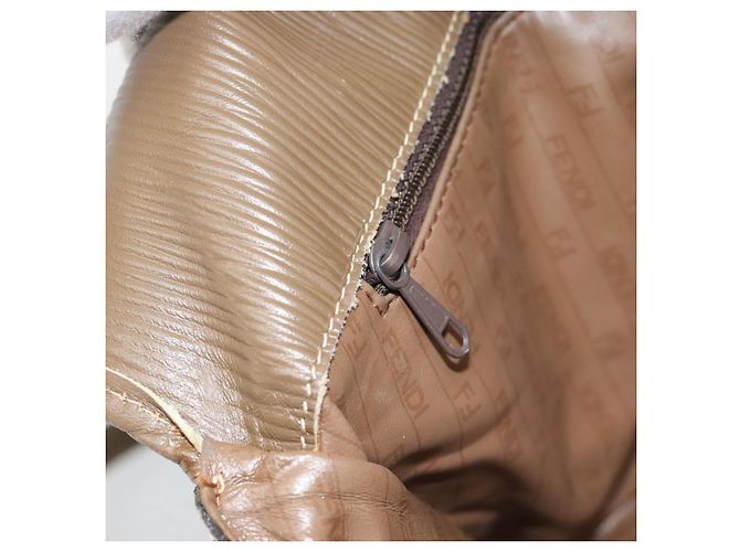 FENDI Zucchino Canvas Borsa a Spalla in Tela Cerata Beige Oro Auth ti3975 D'oro - vista 20