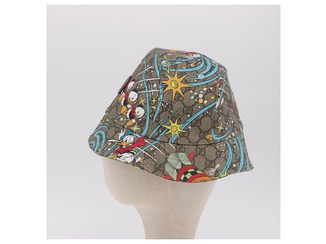 Cappello GUCCI GG Supreme Disney Donald Duck in PVC Beige Auth BA13368SM - vista 4