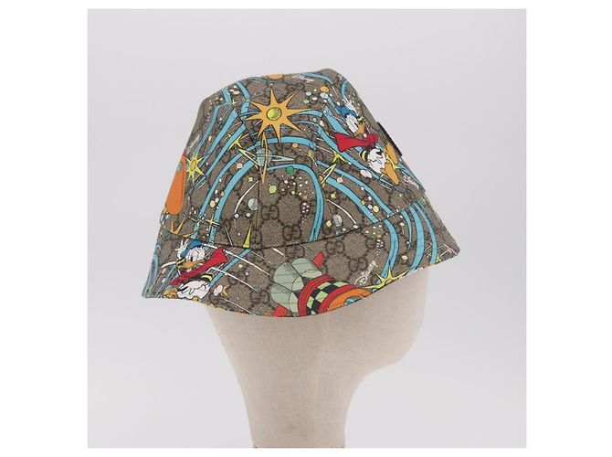 Cappello GUCCI GG Supreme Disney Donald Duck in PVC Beige Auth BA13368SM - vista 5