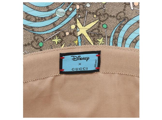 Cappello GUCCI GG Supreme Disney Donald Duck in PVC Beige Auth BA13368SM - vista 9