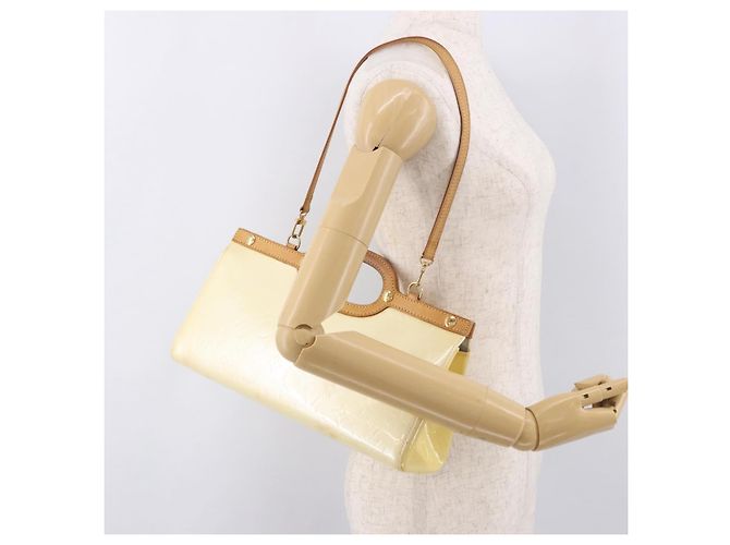 LOUIS VUITTON Monogram Vernis Roxbury Drive Bag 2Way Perle M91374 Auth 184738 - view 24