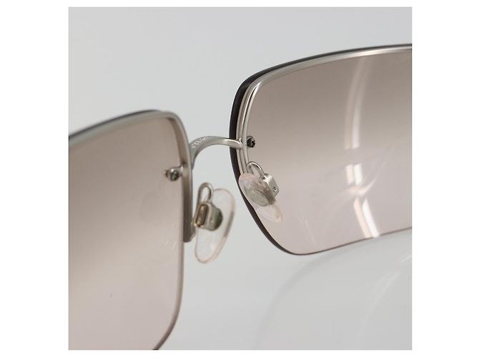 Occhiali da sole CHANEL in plastica trasparente argento CC Auth 185209 - vista 11
