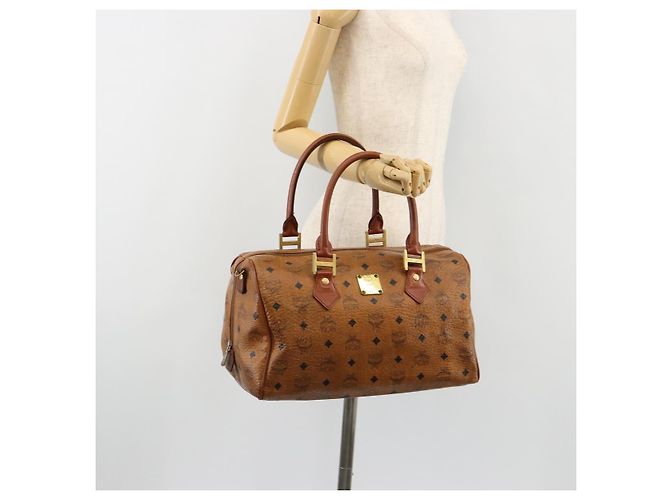 Borsa MCM Vicetos Logogram PVC Pelle Marrone Oro Auth 185111 D'oro - vista 23