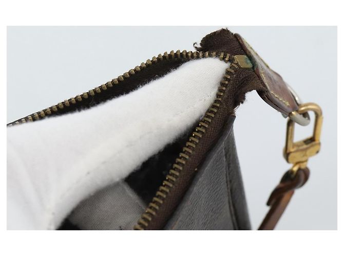 LOUIS VUITTON Monogram Pochette Accessoires Cartera M51980 LV Auth ti3956 Monograma - vista 17