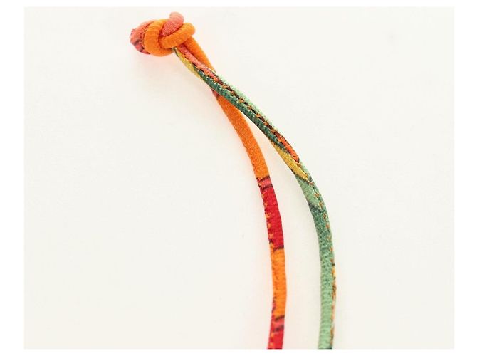 Hermès HERMES Petit H Eichhörnchen-Anhänger aus Leder Grün Authentisch 184259M - Ansicht 9