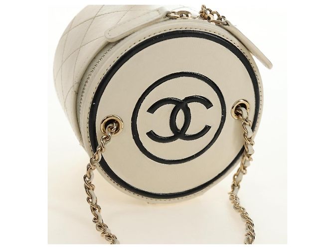 CHANEL Matelasse Chain Shoulder Bag Leather White Gold CC Auth bs35547SAM Bianco D'oro - vista 6
