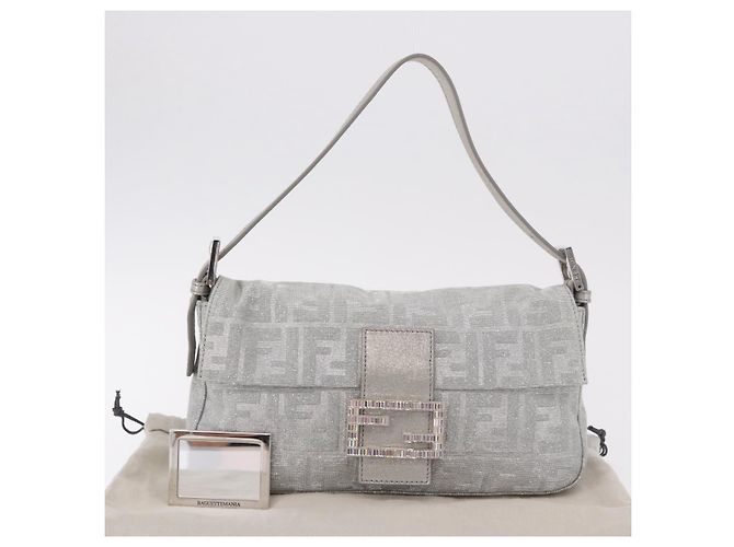 FENDI Zucca Canvas Mamma Baguette Borsa a Spalla con Strass Argento Autentica am11868SM - vista 31