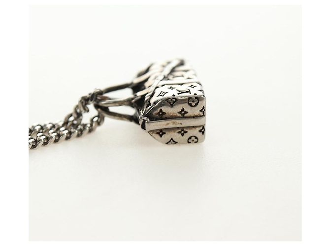 LOUIS VUITTON Collana Keepall LV Keepall Collana metallica M00914 LV Auth 184266M Argento - vista 11