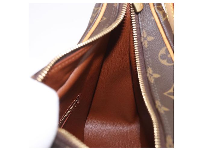 LOUIS VUITTON Monogram Boulogne 30 Shoulder Bag M51265 LV Auth 184202V Monogramma - vista 18
