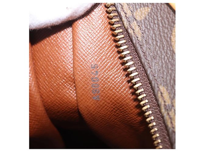 LOUIS VUITTON Monogram Boulogne 30 Shoulder Bag M51265 LV Auth 184202V Monogramma - vista 22