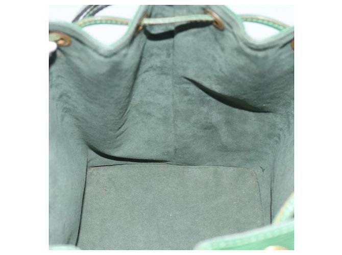 Borsa a tracolla LOUIS VUITTON Epi Petit Noe Verde M44104 LV Auth ka4681 - vista 16