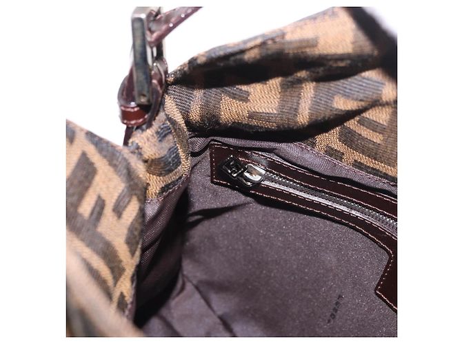 FENDI Zucca Canvas Mamma Baguette Shoulder Bag Black Brown Auth 185507SAV Marrone Nero - vista 22