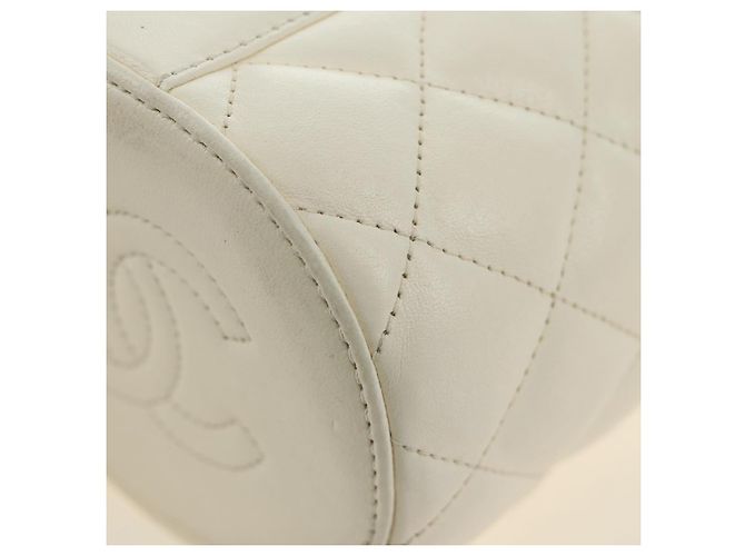 Borsa a Spalla CHANEL Chain Matelasse in Pelle di Agnello Bianco Oro CC Auth BA13318M D'oro - vista 15