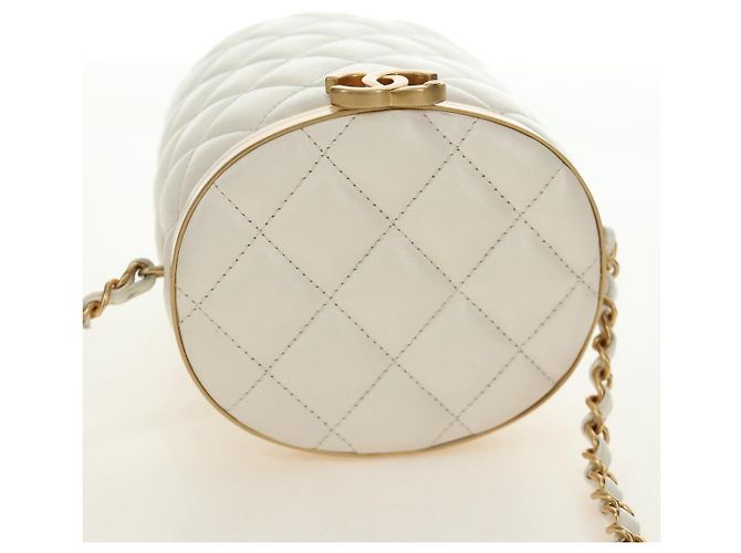 Borsa a Spalla CHANEL Chain Matelasse in Pelle di Agnello Bianco Oro CC Auth BA13318M D'oro - vista 6