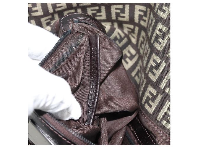 Borsa a tracolla FENDI Zucchino Canvas Mamma Baguette Beige Silver Auth 185079V Argento - vista 21