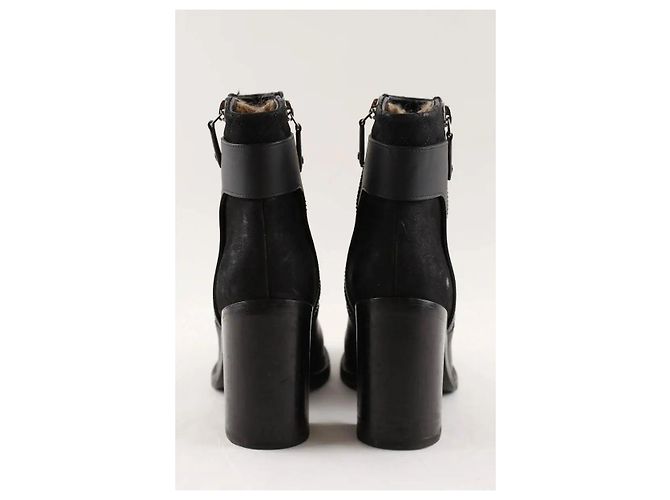 Chanel Schwarze Stiefel - Ansicht 2