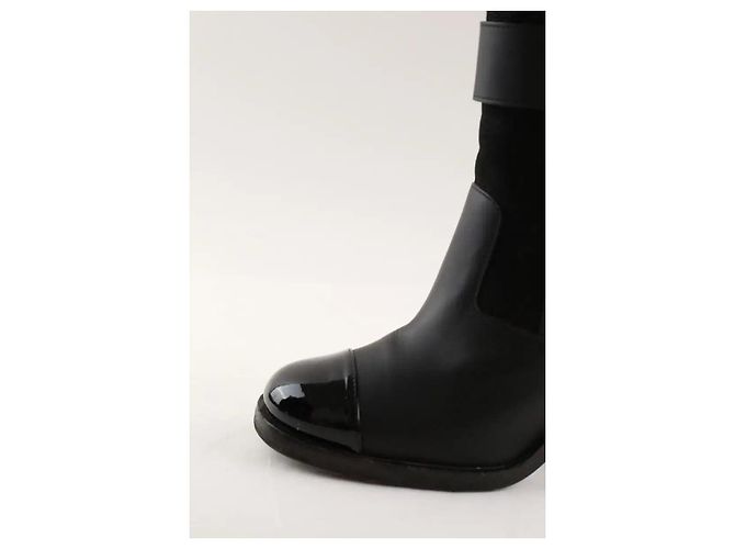 Chanel Schwarze Stiefel - Ansicht 5