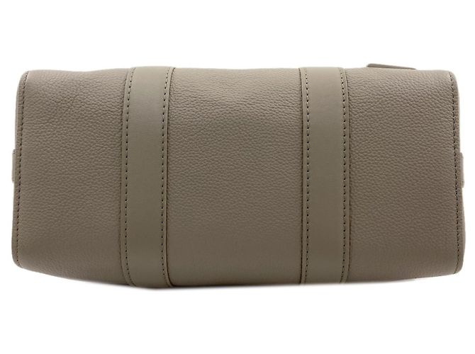 Borsa a tracolla Louis Vuitton M21437 City Keepall Aerogram Cachi - vista 4
