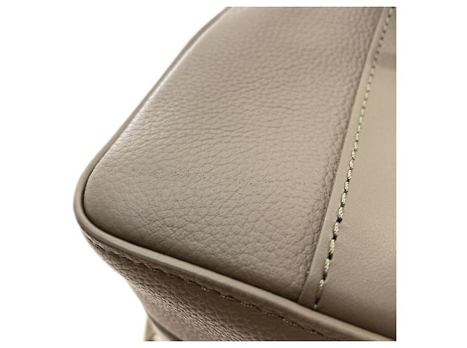 Borsa a tracolla Louis Vuitton M21437 City Keepall Aerogram Cachi - vista 9