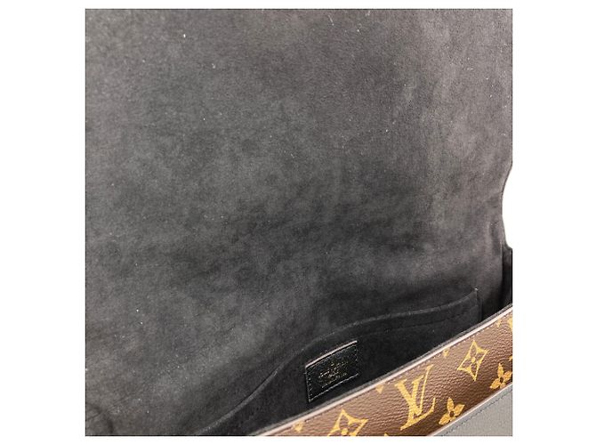 Borsa Louis Vuitton M44259 Marignan Monogramma - vista 10