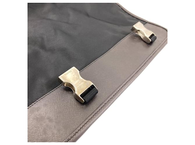 Borsa a tracolla in nylon nero Prada - vista 10