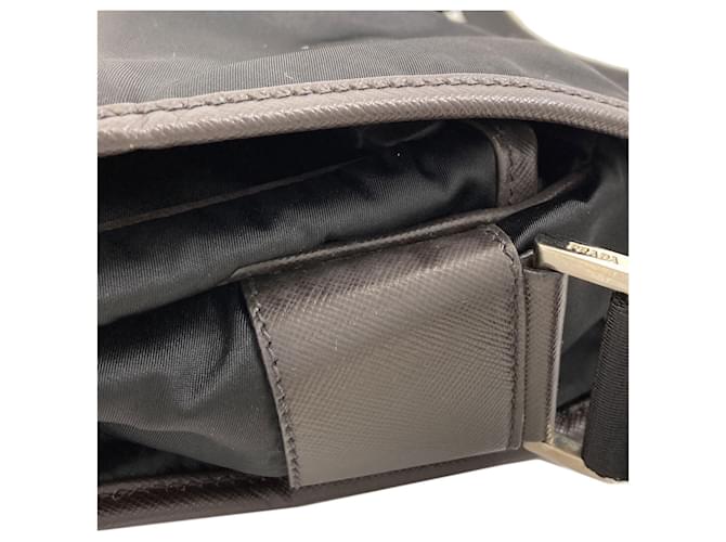 Borsa a tracolla in nylon nero Prada - vista 15