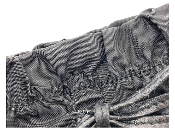 Borsa a mano Prada Ribbon in nylon nero - vista 8