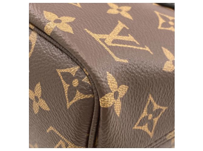 Bolsa Louis Vuitton Inside Out BB Preto Monograma - vista 18