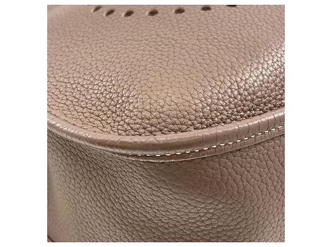 Hermès Hermes Evelyne 3 GM Schultertasche Taupe - Ansicht 15
