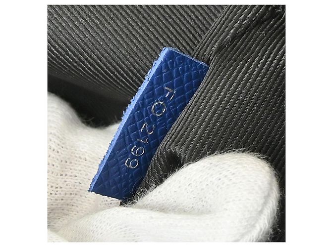 Bumbag Borsa a tracolla Louis Vuitton Outdoor Monogram Taigarama Blu - vista 5