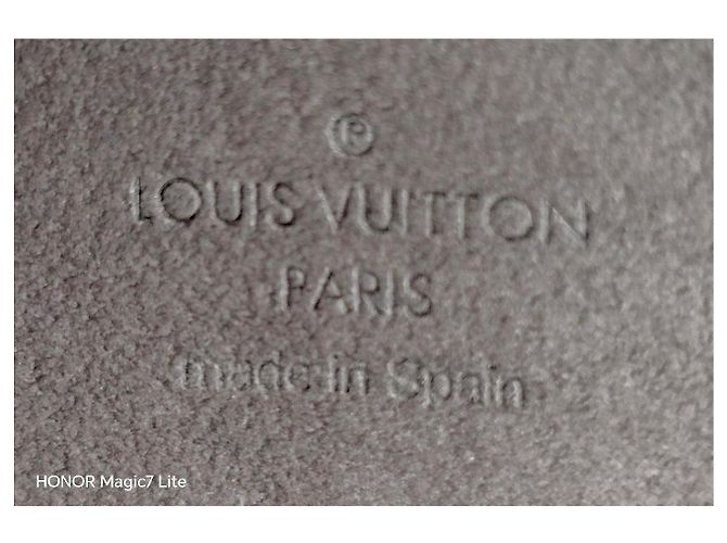 Louis Vuitton Pochette in pelle Articles de Voyage Beige - vista 3