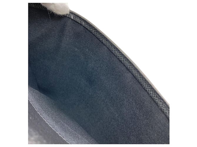 Borsa a tracolla Louis Vuitton M32482 Andrei Grigio - vista 12