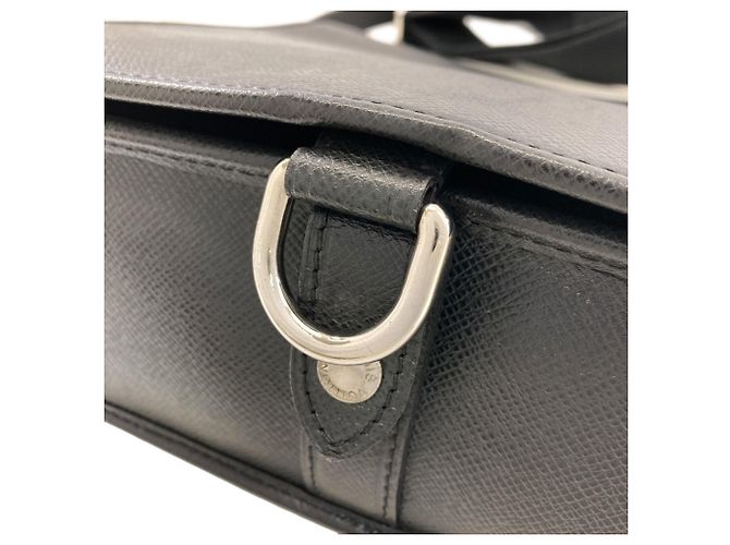 Borsa a tracolla Louis Vuitton M32482 Andrei Grigio - vista 15