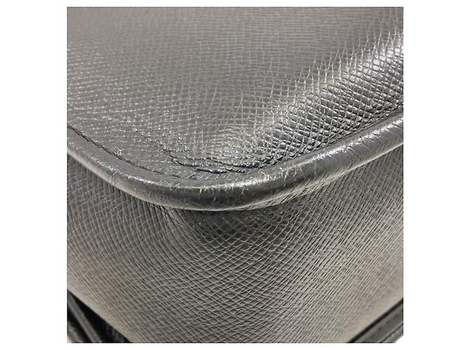 Borsa a tracolla Louis Vuitton M32482 Andrei Grigio - vista 21
