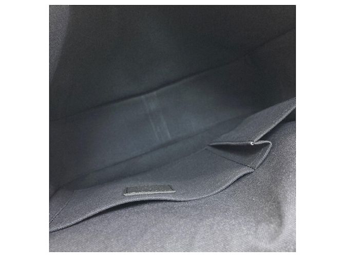 Borsa a tracolla Louis Vuitton M32482 Andrei Grigio - vista 5