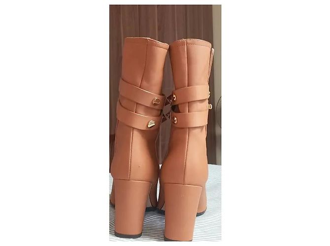 Le Silla Braune Lederstiefeletten mit Nieten - Ansicht 2